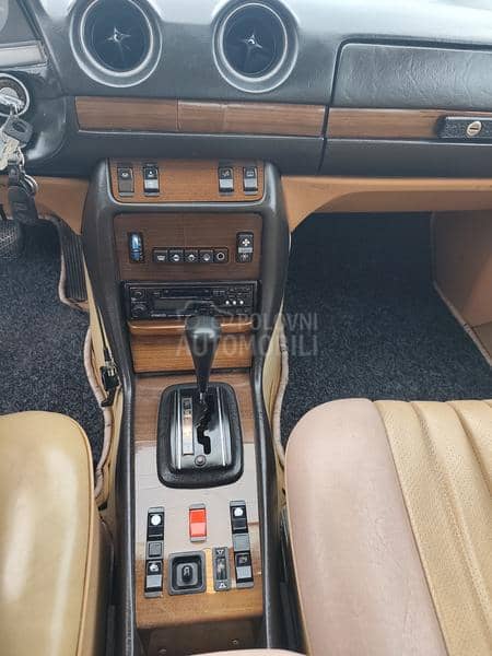 Mercedes Benz W123 200D
