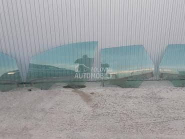 Stakla vrata karavan za Opel Astra J od 2009. do 2016. god.