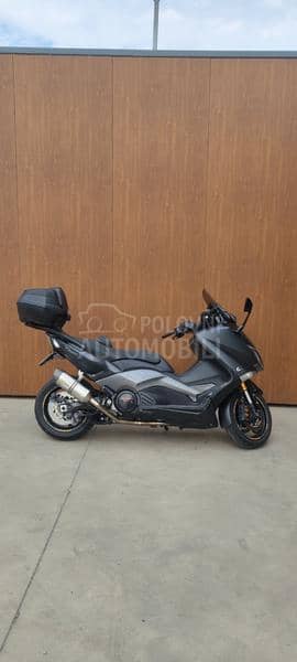 Yamaha T max 530