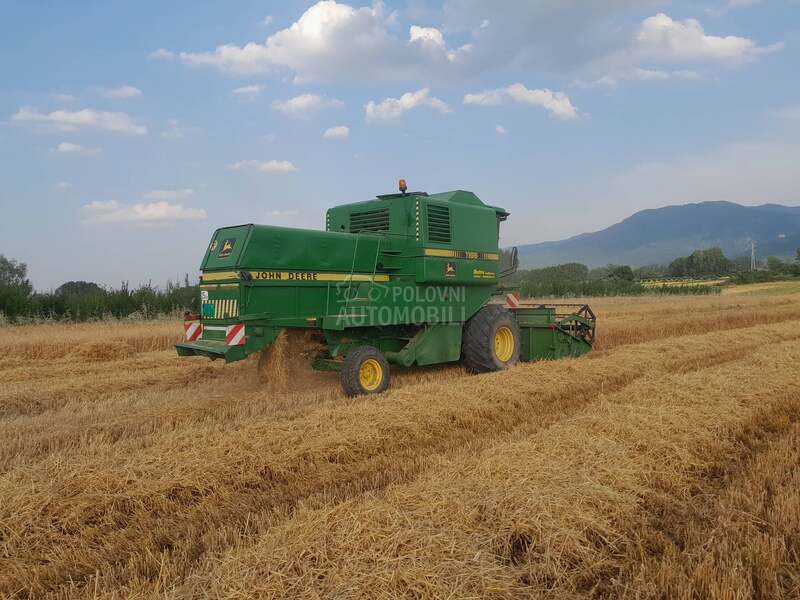 John Deere 1166 Bourgoin Case Claas