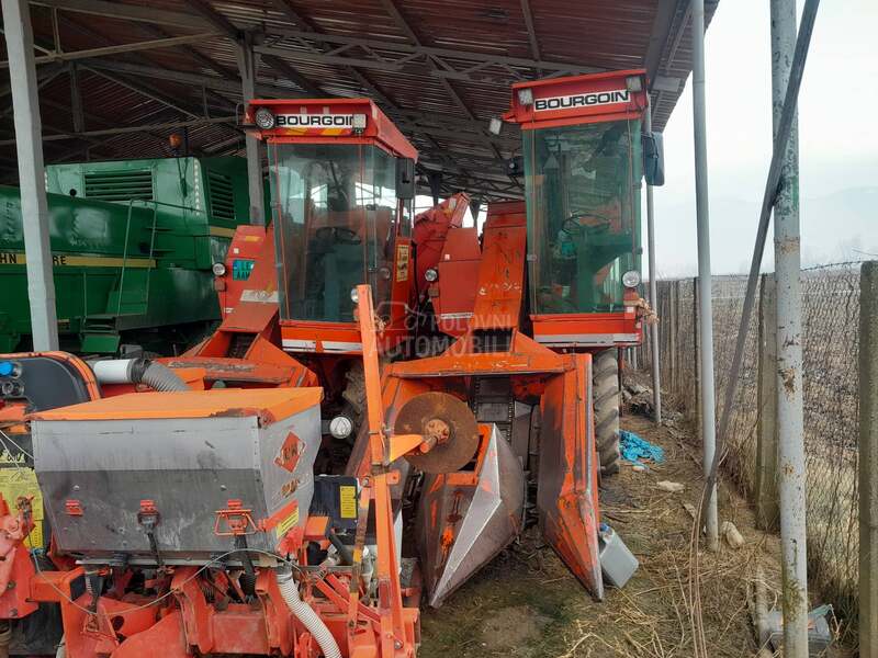 John Deere 1166 Bourgoin Case Claas