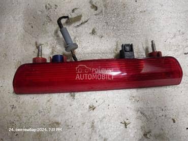 Stop svetla i stop lampe za Nissan X-Trail od 2014. do 2017. god.