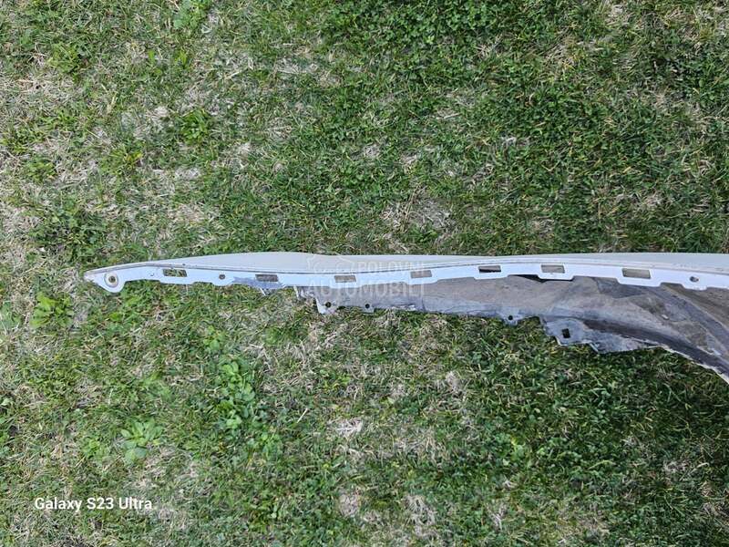 BRANIK zadnji Karavan