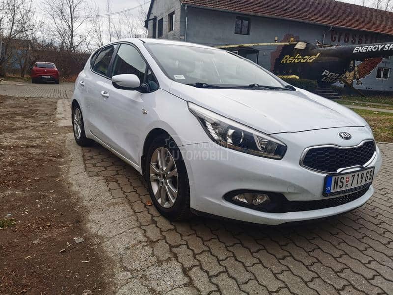 Kia cee`d 1.6 GDI LX Dynamic