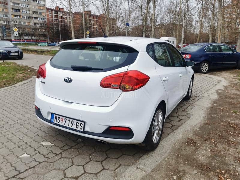 Kia cee`d 1.6 GDI LX Dynamic