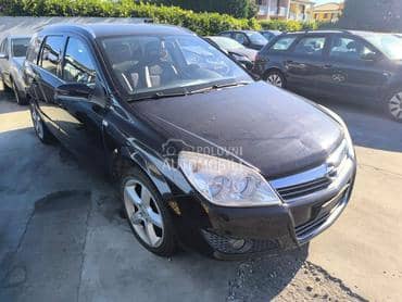 Desni far za Opel Astra H od 2004. do 2007. god.