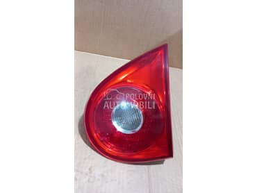 desno stop svetlo na g.vratima za Volkswagen Golf 5