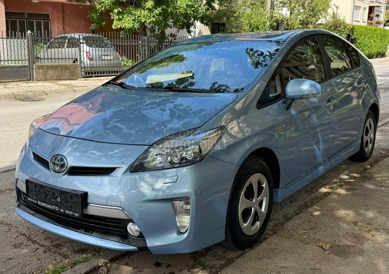 Toyota Prius PLUG-IN HYBRID