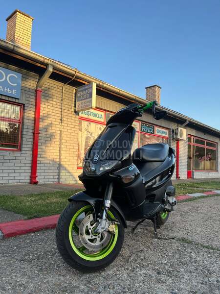 Gilera runner 50