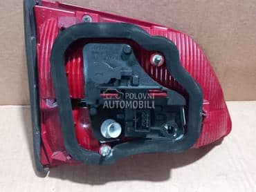 desno unutrašne stop svetlo za Volkswagen Touran od 2010. do 2015. god.