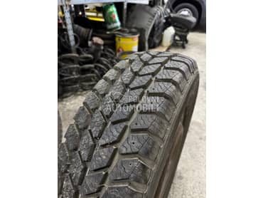 Goodyear 215/75 R16 Zimska