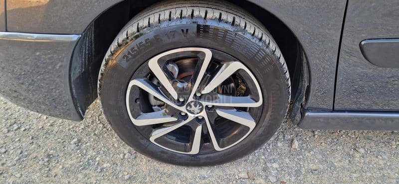 Peugeot Expert Tepee Maxi 8 sed.