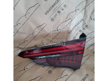 Desna led lampa 8W6 945 094 E za Audi A5 od 2016. do 2022. god.