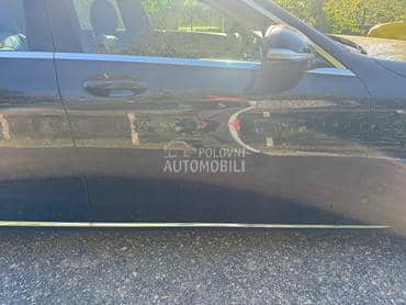 prednja desna vrata w205 za Mercedes Benz C Klasa od 2015. do 2020. god.