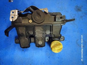 Poklopac motora separator za Nissan X-Trail od 2014. do 2017. god.