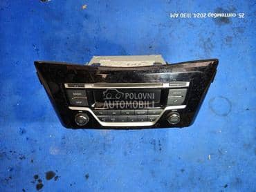 Radio / CD / DVD plejeri za Nissan X-Trail