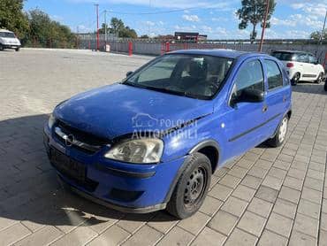 Opel Corsa C 2003. god. -  kompletan auto u delovima