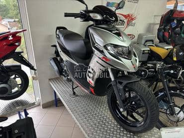 Aprilia SR 125