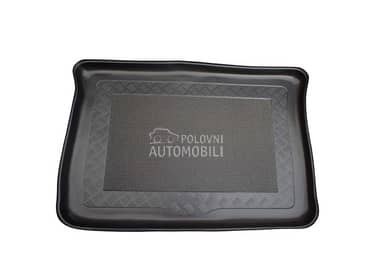 Kadica za gepek hečbek za Ford Focus od 1998. do 2004. god.