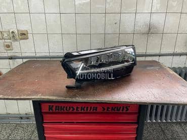 Levi far za Škoda Octavia