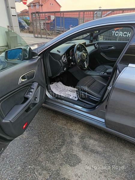 Mercedes Benz CLA 180 