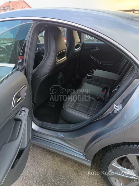 Mercedes Benz CLA 180 