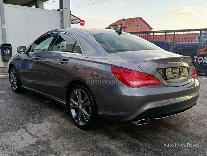 Mercedes Benz CLA 180 