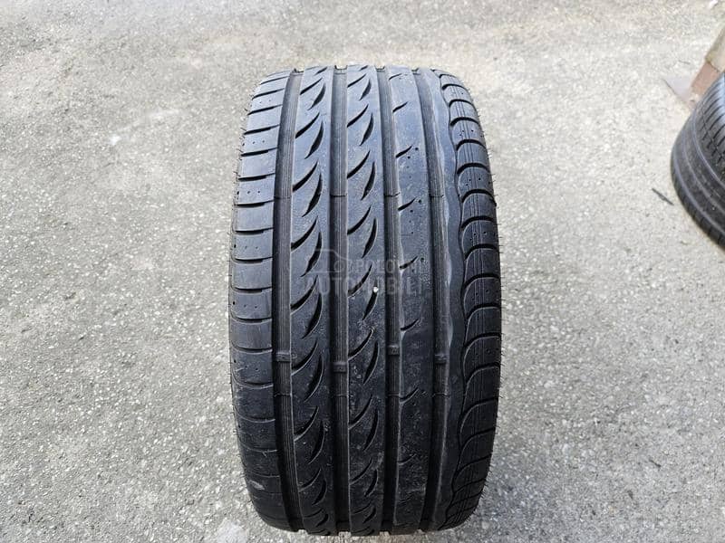 Syron 245/40 R17 Letnja