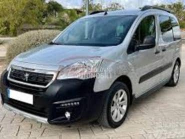 KVAKA PREDNJIH VRATA za Peugeot Partner od 2015. do 2019. god.