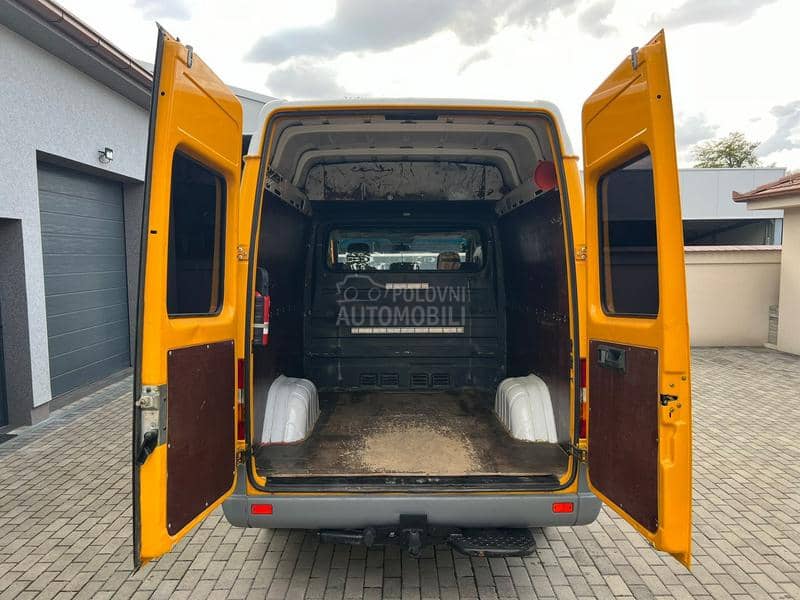 Mercedes Benz Sprinter POLUTERETNI 5 SEDISTA