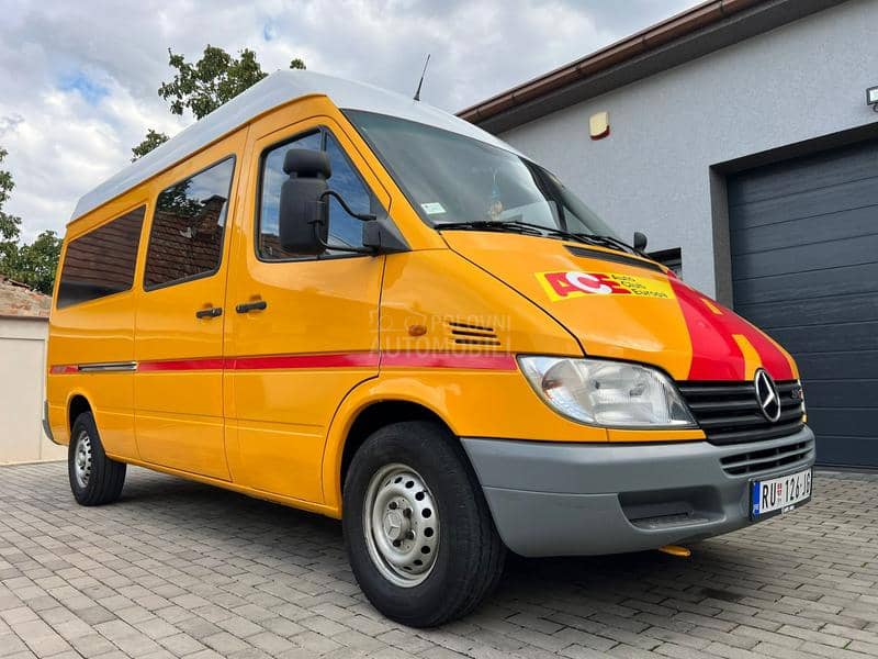 Mercedes Benz Sprinter POLUTERETNI 5 SEDISTA