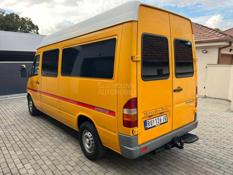 Mercedes Benz Sprinter POLUTERETNI 5 SEDISTA