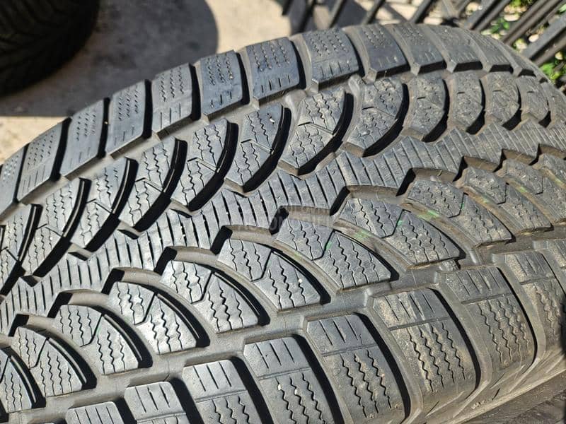 Bridgestone 235/60 R16 Sve sezone