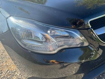 desni far w207 za Mercedes Benz E Klasa od 2008. do 2018. god.