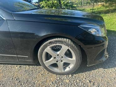 desno krilo w207 za Mercedes Benz E Klasa od 2008. do 2018. god.