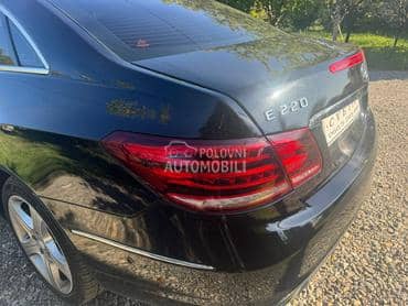 zadnji levi stop w207 za Mercedes Benz E 124, E 200, E 220 ... od 2008. do 2018. god.