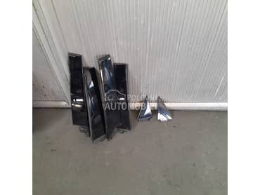 Lajsna do prozora na vratima za Audi Q3 od 2011. do 2018. god.