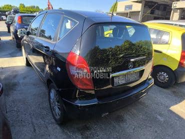 Gepek vrata za Mercedes Benz A 180 od 2008. do 2012. god.