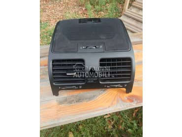 Centralna konzola za Volkswagen Golf 5