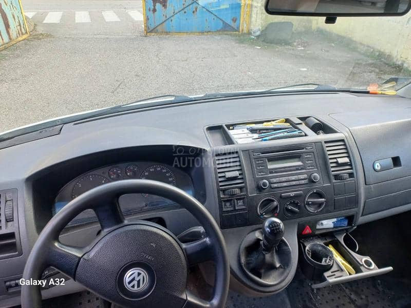 Volkswagen Transporter T5 