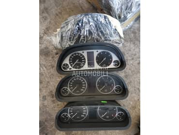Instrument tabla za Mercedes Benz A 140, A 150, A 160 ... od 2004. do 2012. god.