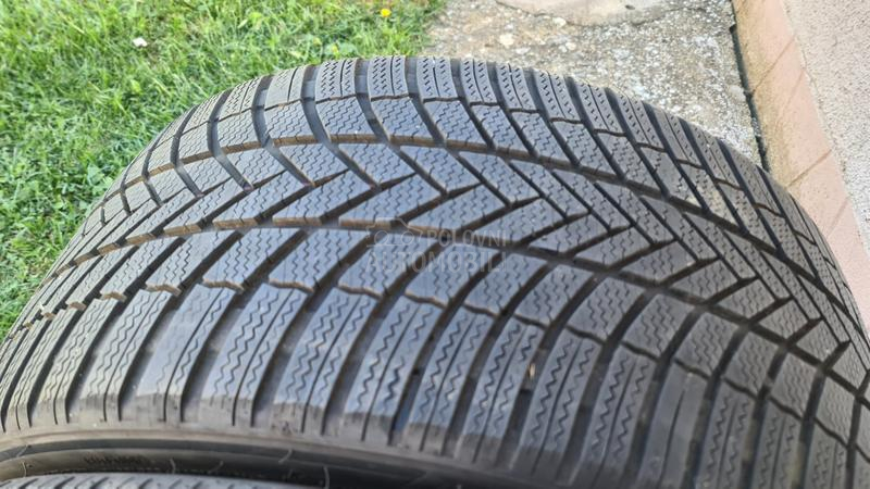 Bridgestone 275/35 R21 Zimska