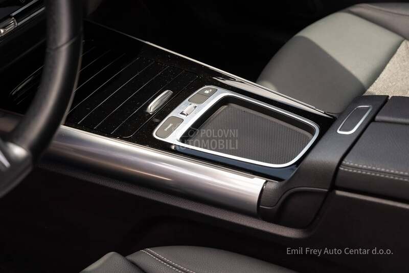 Mercedes Benz B 180 