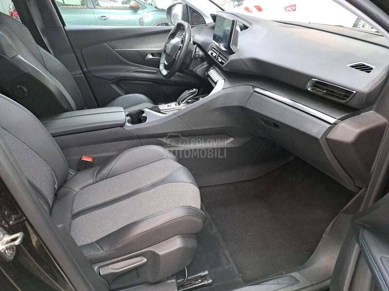 Peugeot 3008 1.5 Allure EAT8