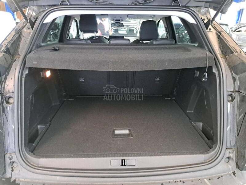 Peugeot 3008 1.5 Allure EAT8