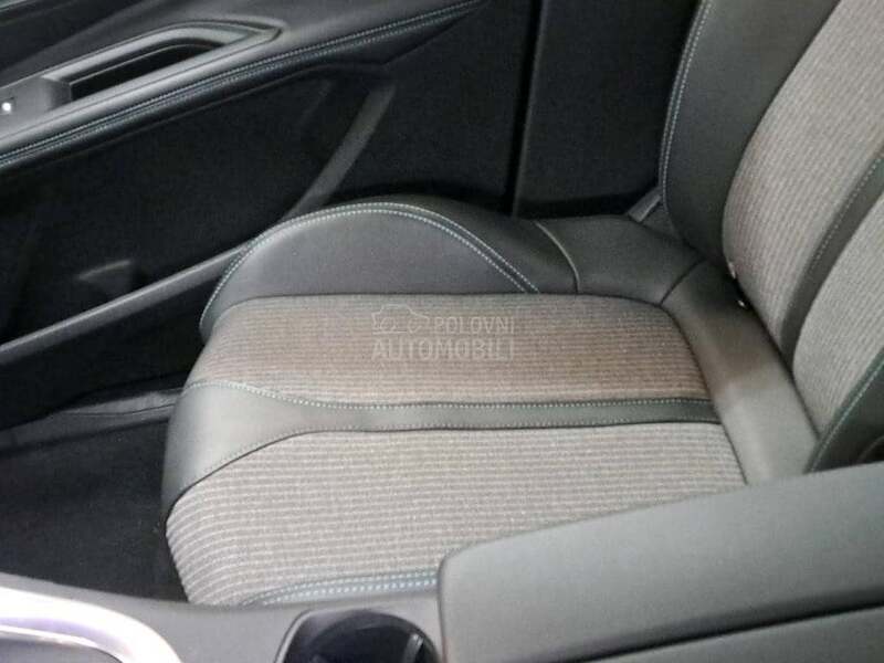 Peugeot 3008 1.5 Allure EAT8