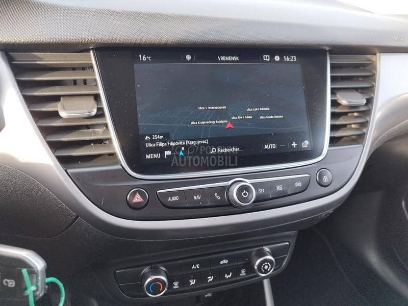 Opel Crossland X  1.5D