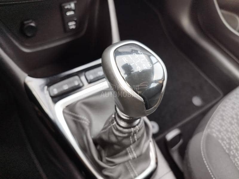 Opel Crossland X  1.5D