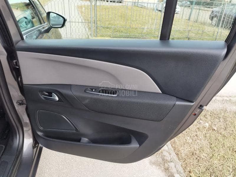 Citroen C4 Grand SpaceTourer 1.5 BLUEHDI 7S