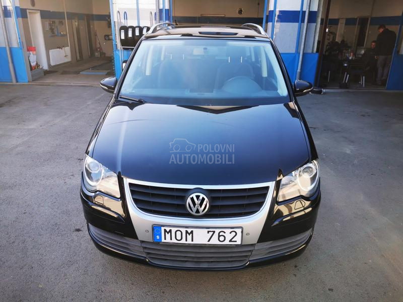 Volkswagen Touran 